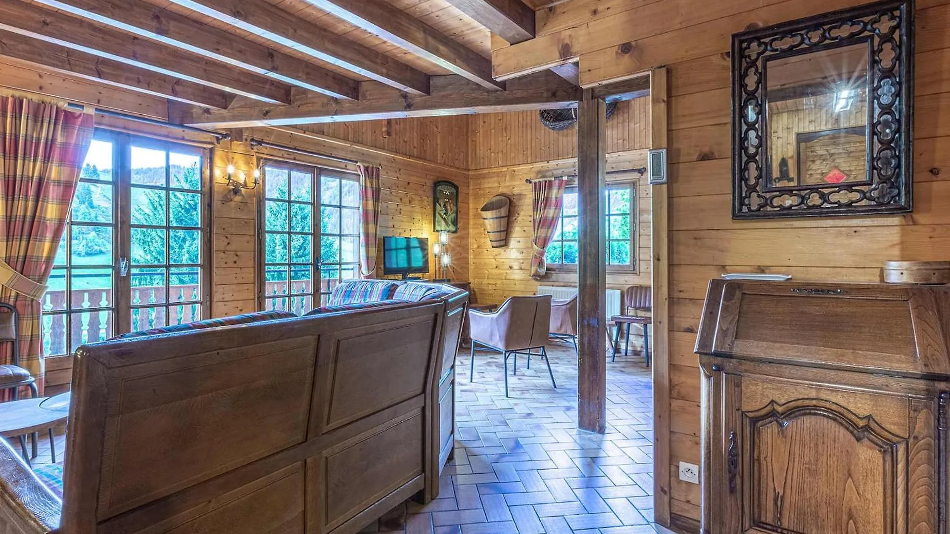 Chalet 8 Pers, Proche Pistes, 3***, Balcon, Cheminee - Fr-1-304-243 contacts